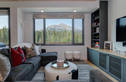 Big Sky House | 17 Lake Cabin by Moonlight Basin Lodging