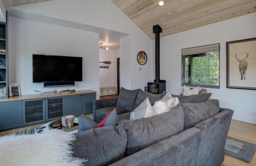 Big Sky House | 17 Lake Cabin by Moonlight Basin Lodging