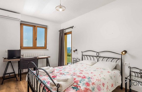 Vrh Apartment | 17 m² Apartment ∙ 1 bedroom ∙ 2 guests