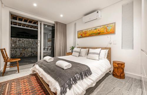 Westcliff Apartment | 17 Marine - 2 Bedroom Garden Apt104
