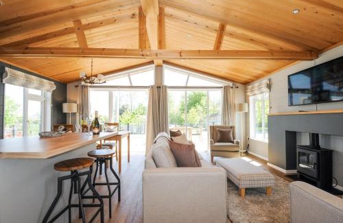 Dobwalls House | 17 Meadow Retreat
