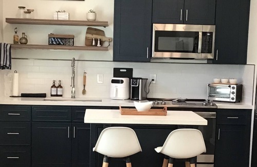 Upland Apartment | 17 minutes from Mount Baldy. Cozy and private guesthouse fully loaded.