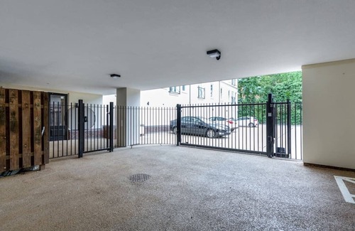Reigate Apartment | 17 Trinity House - 2 bedroom apartment