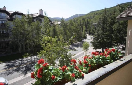 Vail Apartment | 17 Vail Road Vail Village Across From Sonnenalp Hotel