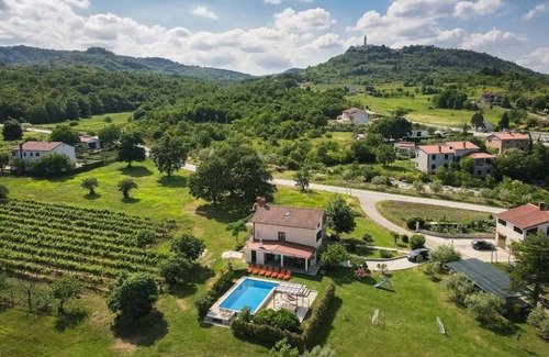 Pican Other | 170 m² Accommodation ∙ 5 bedrooms ∙ 10 guests