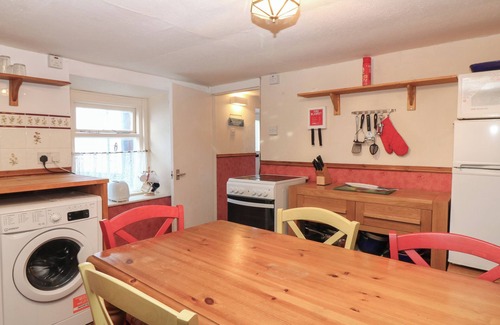 Cullen Cottage | 171 Seatown