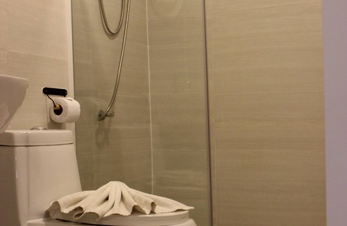 Rawai Hotel | 1715 House - White Rhino