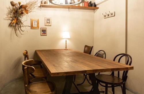 Fujisawa Villa | 173 ON THE ISLAND enoshima private villa 江の島仲見世通り徒歩3分にある1日1組限定の貸切別荘