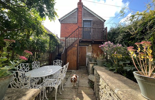 Bradford-on-Avon Cottage | 1750s cottage near Bath , 4 bed sleeps 9, Bradford on Avon, Cotswolds.