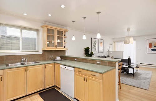 Pemberton Heights Apartment | 1781 Garden Avenue