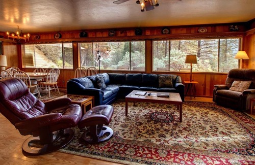 North Wawona House | 17A Longview