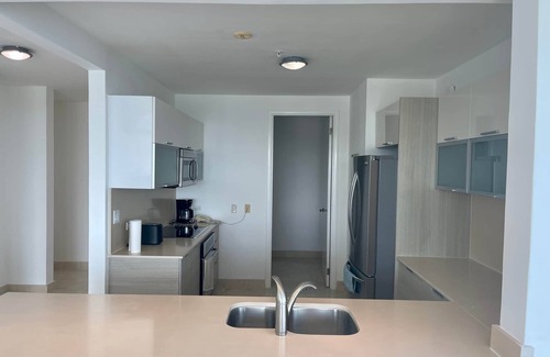 Playa Bonita Village Apartment | 17E Beautiful 2-Bedroom Ocean View Apartment
