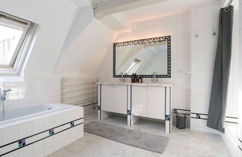 Amstelveld House | 17th Century Canal Apartment with Roof Terrace