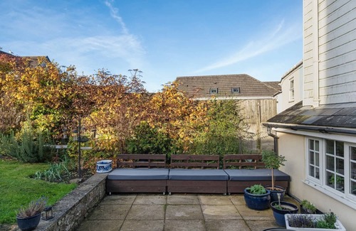 Littleham House | 17th Century Cottage in Bideford, Private Parking