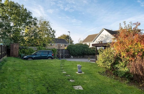 Littleham House | 17th Century Cottage in Bideford, Private Parking