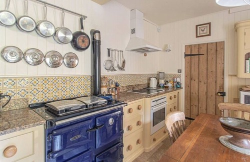 Gastard House | 17th Century Rural House