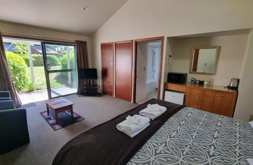 Hanmer Springs House | 18 Jollies Pass Road - Garden Studio 346