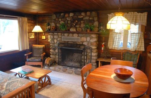 North Wawona Ski Chalet | 18 Le Fawn