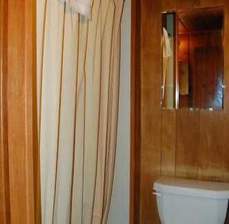 North Wawona Ski Chalet | 18 Le Fawn
