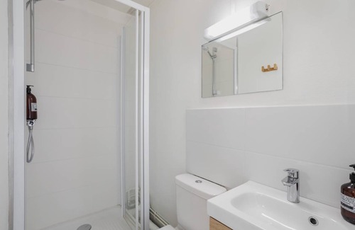 Bourg-l'Eveque Apartment | 18 m² Apartment ∙ 2 guests
