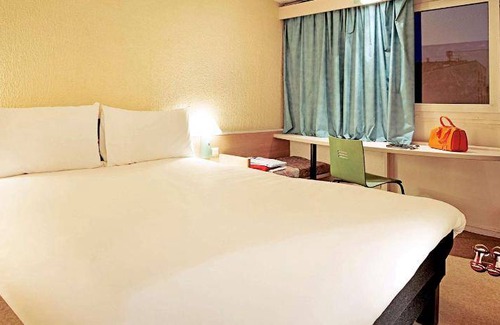 Barakaldo Hotel | 18 m² Hotel ∙ 127 guests