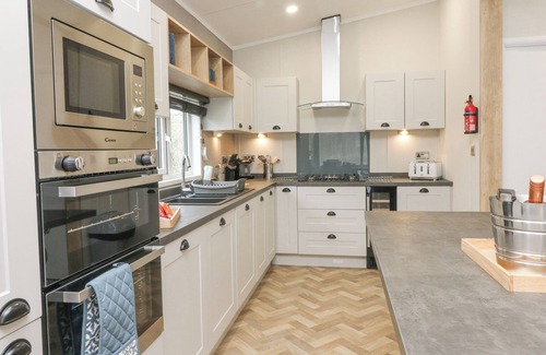 Combe Martin Cottage | 18 Manleigh Park