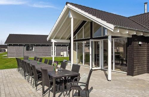 Olpenitz House | 18 person holiday home in Hasselberg