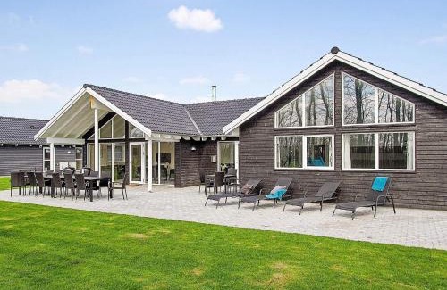 Olpenitz House | 18 person holiday home in Hasselberg
