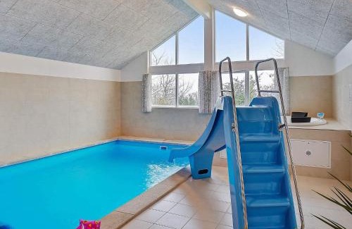 Olpenitz House | 18 person holiday home in Hasselberg