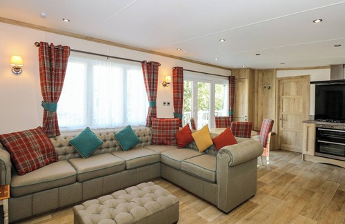 Tattershall Cottage | 18 Woodlands Retreat