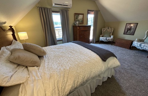 Oregon City Other | 180 acre horse Ranch Retreat