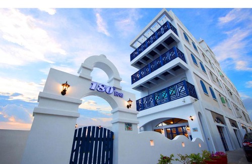Magong House | 180 Beach Front Villa