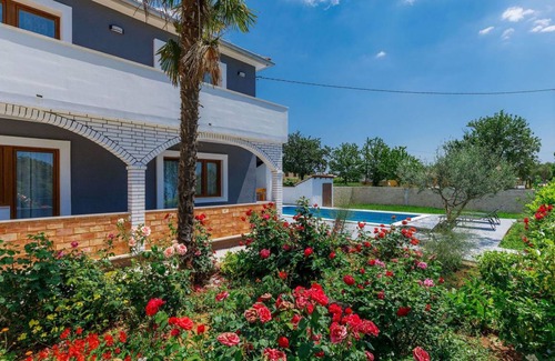 Rezanci Other | 180 m² Accommodation ∙ 4 bedrooms ∙ 8 guests