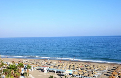Torremolinos Apartment | 180 m² Apartment ∙ 3 bedrooms ∙ 8 guests