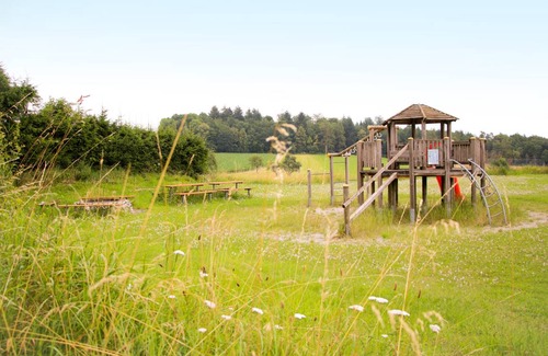Hayingen House | 180 m² House ∙ 4 bedrooms ∙ 13 guests