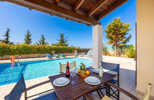 Kefalas Villa | 180 m² Villa ∙ 3 bedrooms ∙ 7 guests
