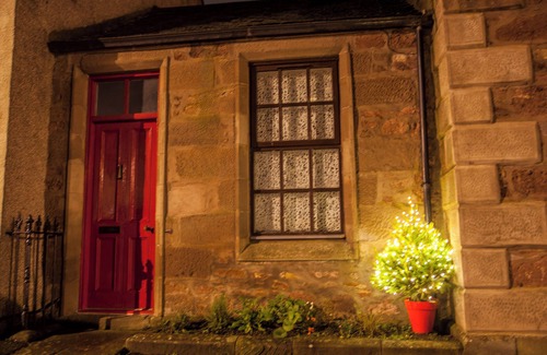Auchenblae Cottage | 1800's Crofting Cottage between the Cairngorm mountains and local sandy beaches
