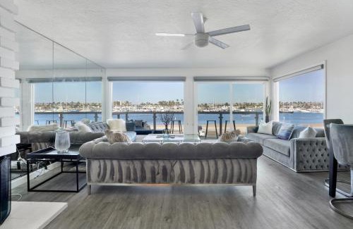 Balboa Peninsula House | 1807 W Bay Unit B