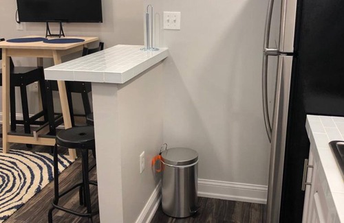 Industry Apartment | 1817 4D · Fancy 1bed Apt/20 Min to NYC-Parking Avail.