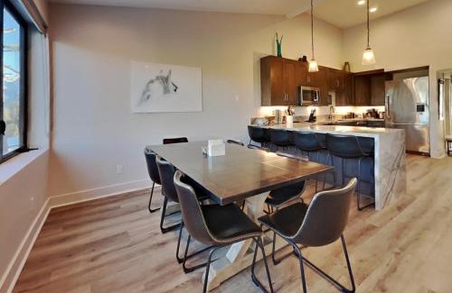 Mammoth Lakes House | 1849 Condos 642 home