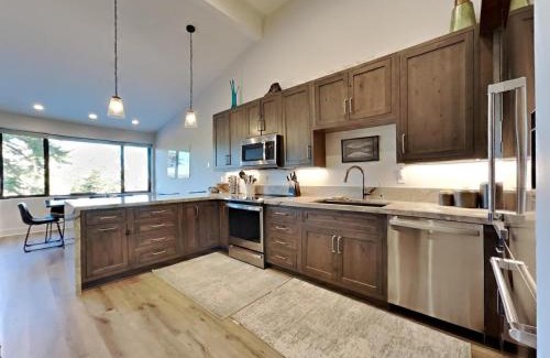 Mammoth Lakes House | 1849 Condos 642 home