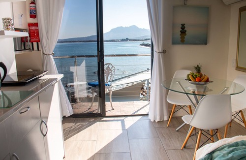 Gordons Bay Central Apartment | 185 on Beach Boutique Suites and Apartments