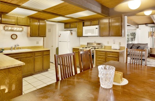 Whispering Forest Cabin | 1850-haven Hideaway 3 Bedroom Home by Redawning