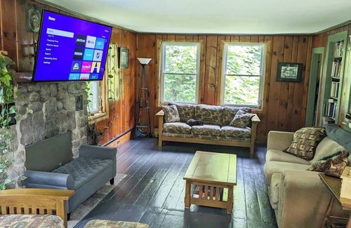 Upper Jay House | 1860s Adirondack Farmhouse near Whiteface