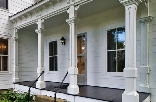 Schuylerville House | 1862 Italianate Victorian B&B Owner's Unit
