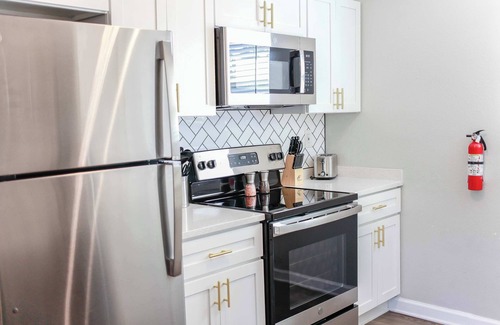 Bayview Apartment | 1866 EOV Haven Suite