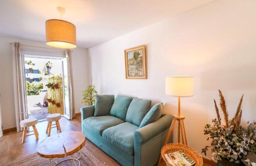 Cascais Apartment | 188 Apartments - Lantana - pool, garden and patio