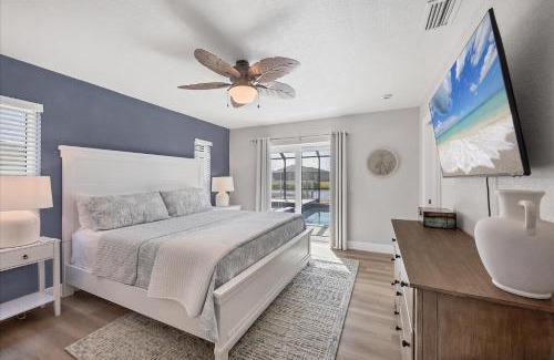 Port Charlotte House | 18849 McGrath