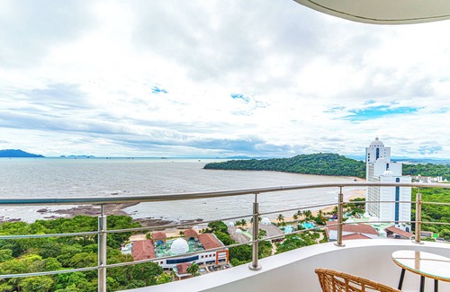 Playa Bonita Village Apartment | 18A Perfect 2 Bedroom with Ocean and Jungle Views