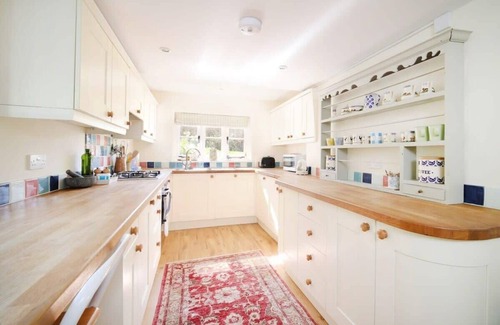 Pointington House | 18th Century Cottage in Heart of Dorset
